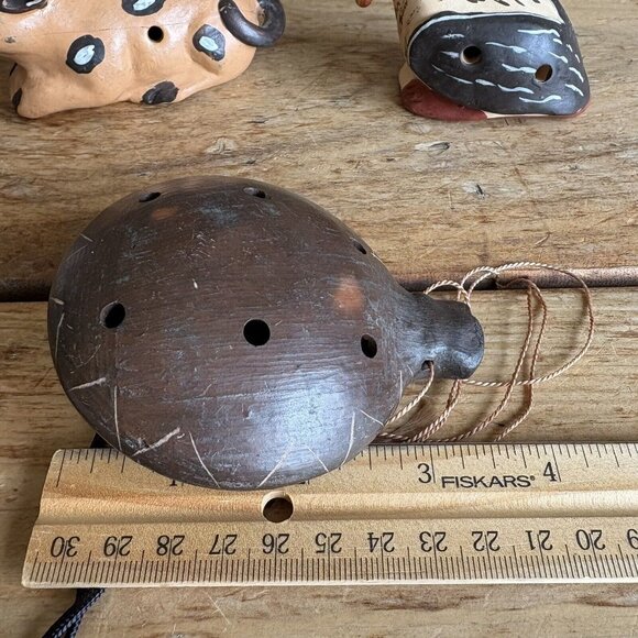 Vintage Ocarinas South American Peruvian Pottery Whistles Clay Lot Of 5 REPAIRS - Picture 3 of 16